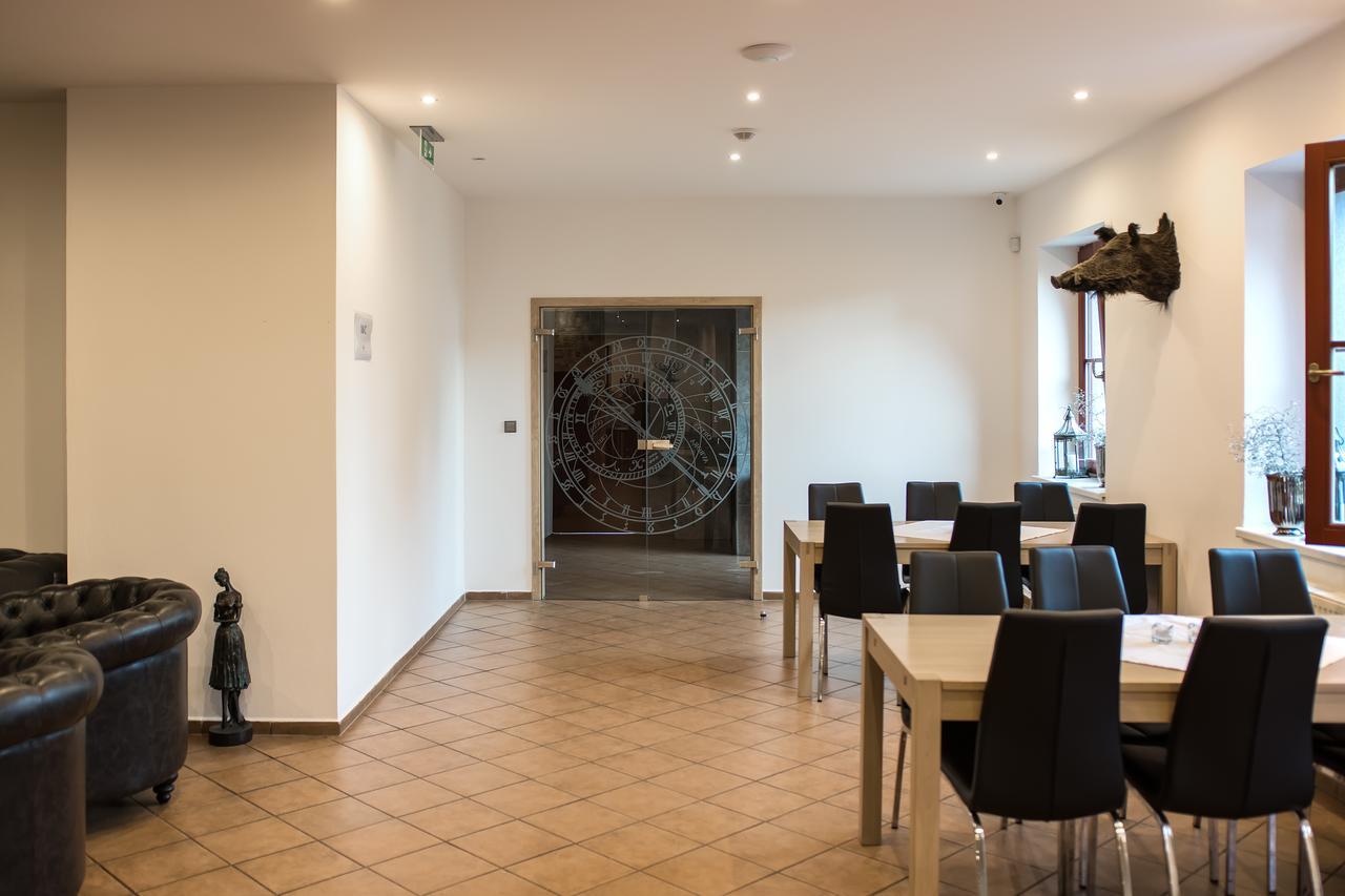 Hotel Hubert Slavonice Bagian luar foto